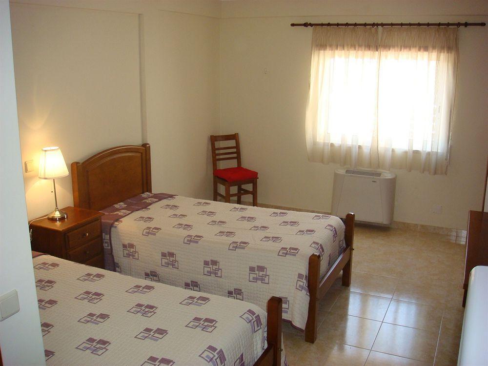 Residencia Santa Marta Hotel Tomar Luaran gambar